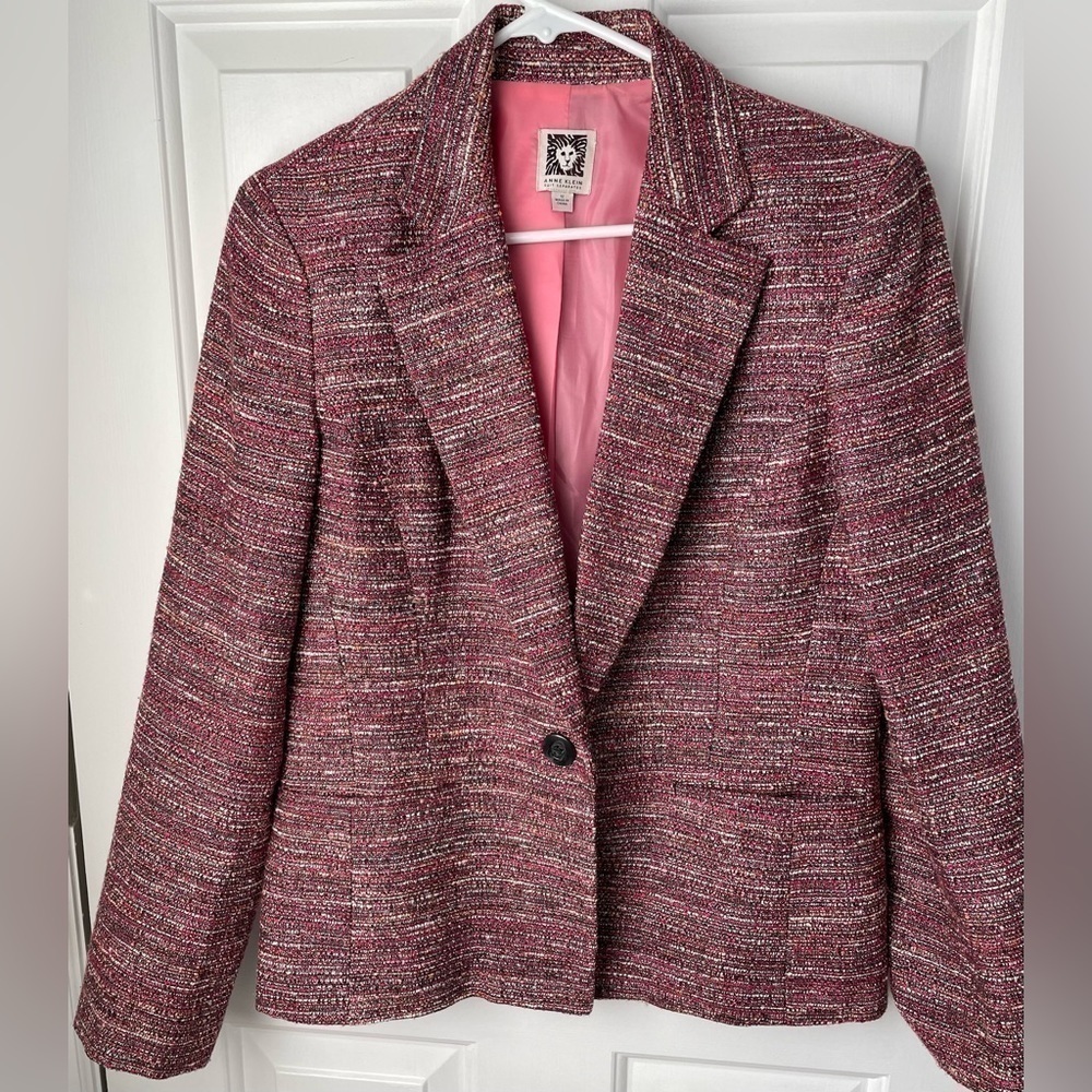 Pre owned like new Anne Klein blazer